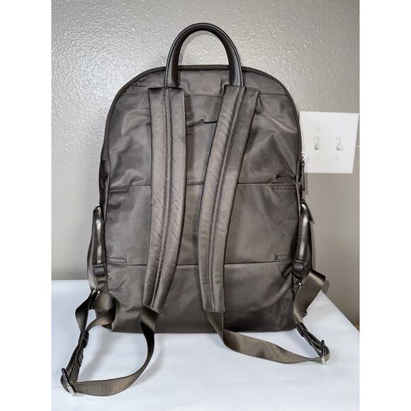 Tumi Voyageur Carson Backpack Taupe Leather Trim Laptop Travel Lightweight Bag - Picture 4 of 15